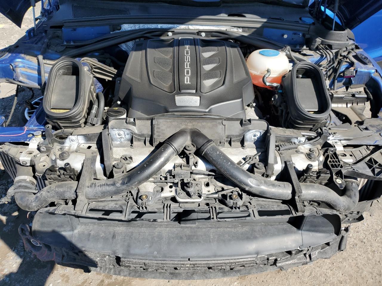 2017 Porsche Macan - Image 12