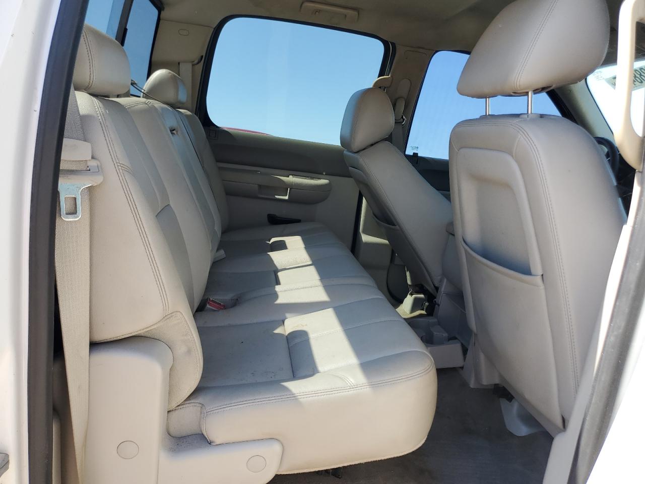 2013 GMC Sierra - Image 10