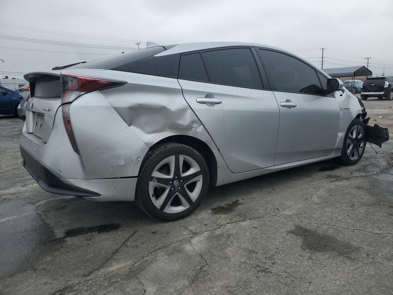2017 Toyota Prius - Image 3
