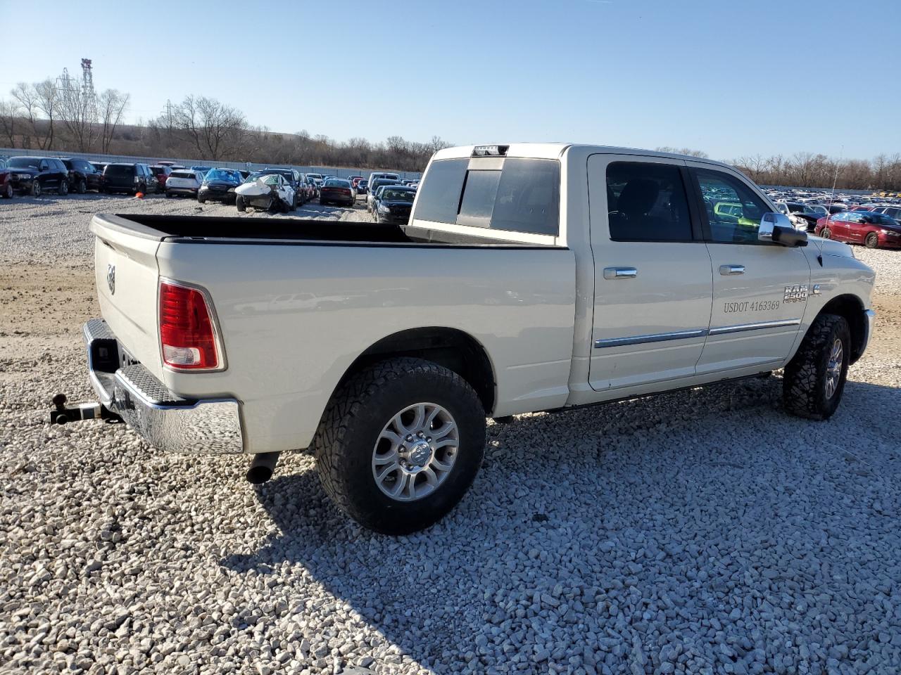 2018 RAM 2500 - Image 3