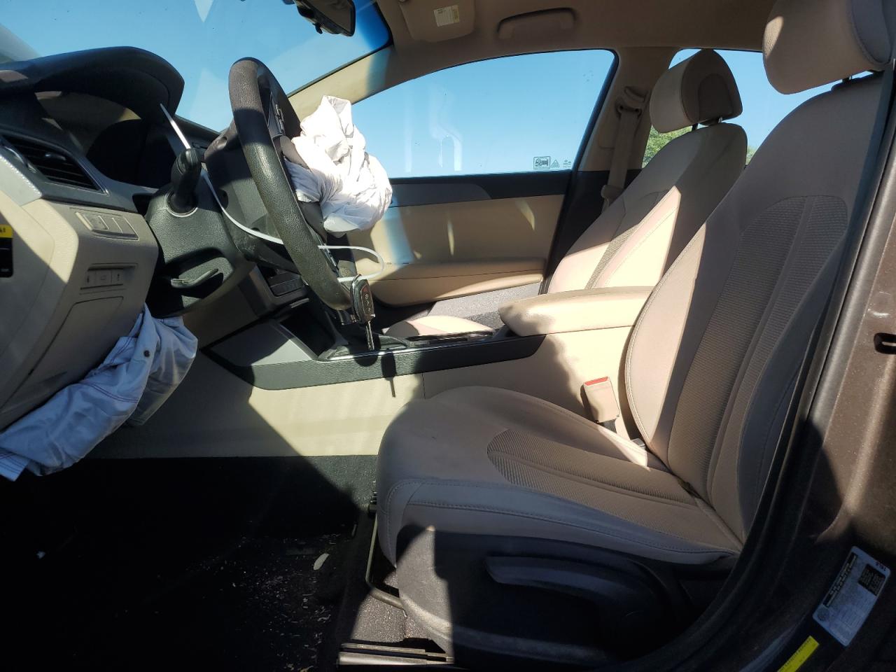 2016 Hyundai Sonata - Image 7
