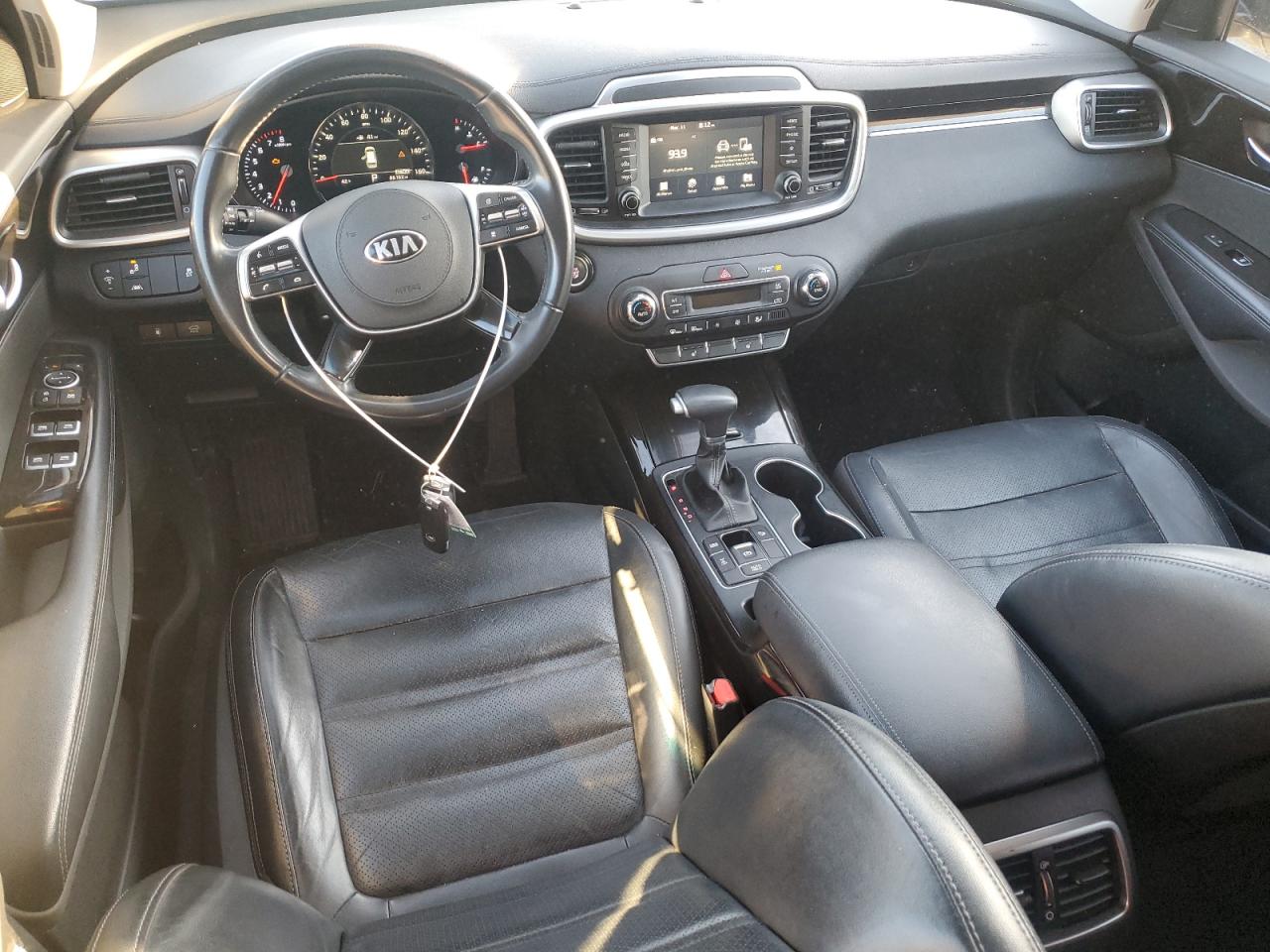 2020 Kia Sorento - Image 8