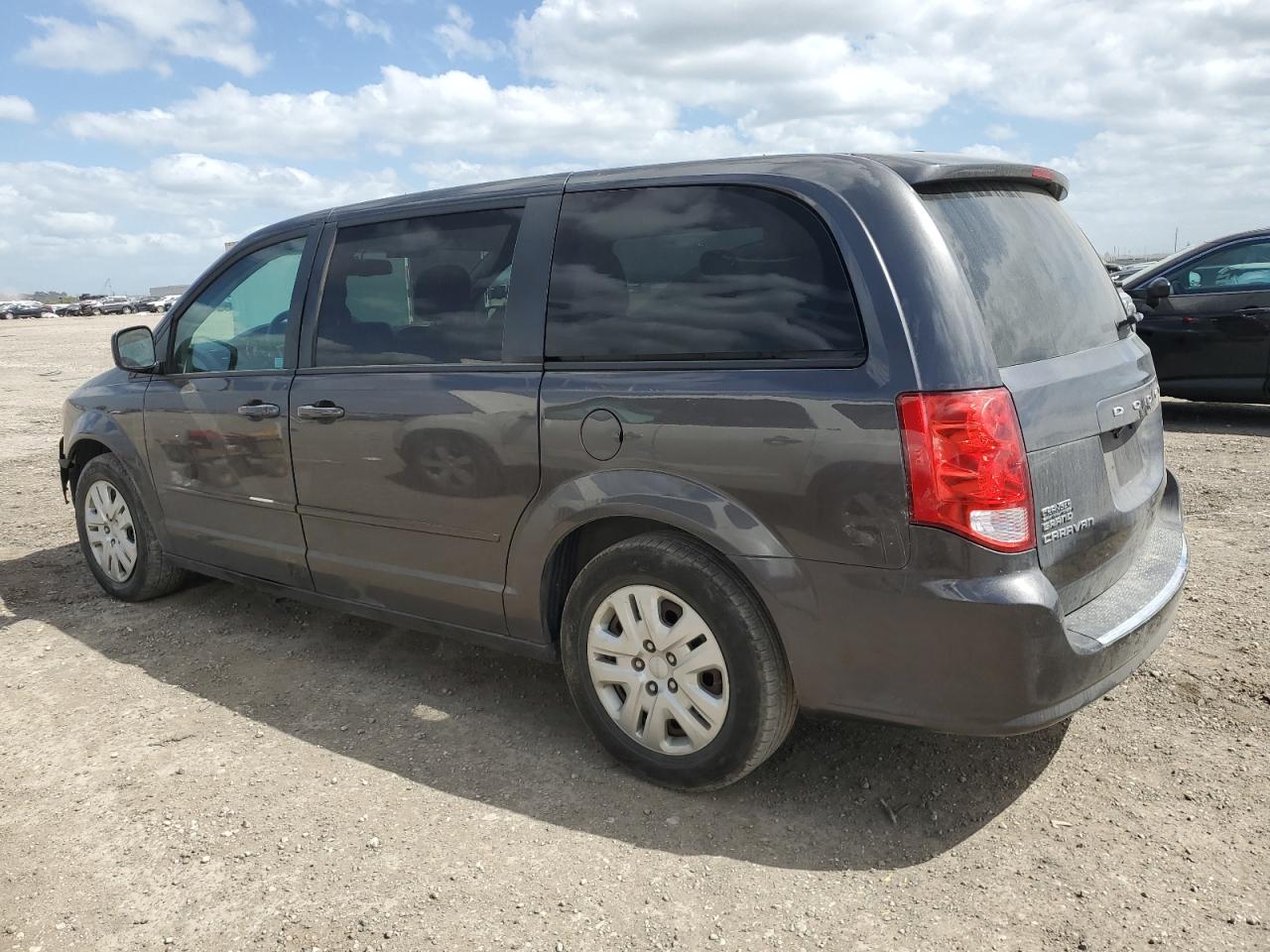 2017 Dodge Caravan - Image 2