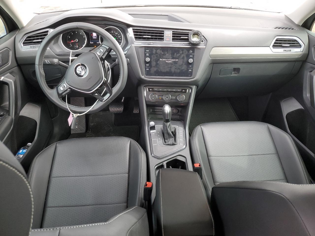 2021 Volkswagen Tiguan - Image 8