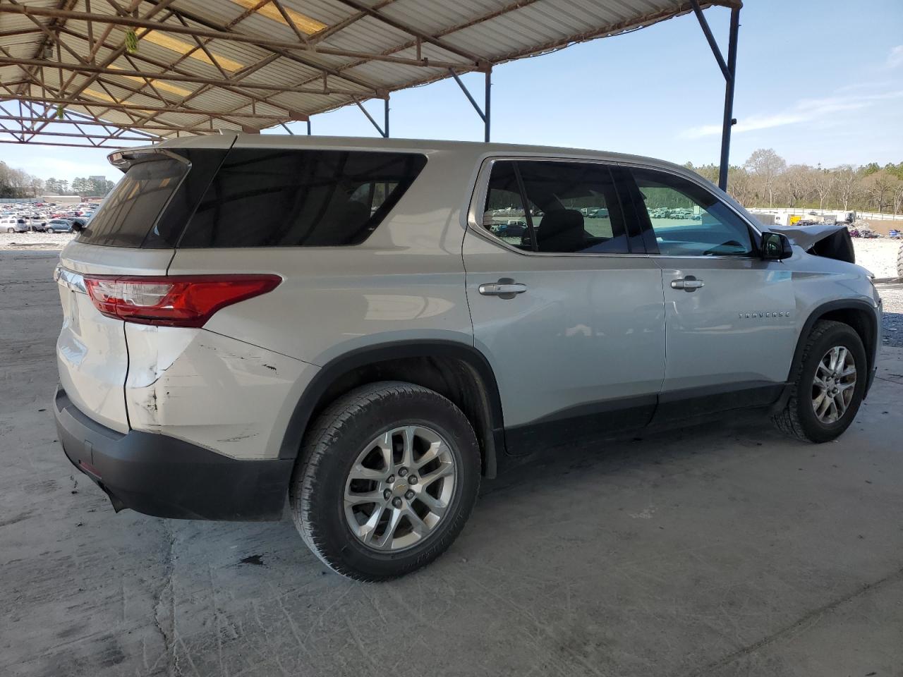 2020 Chevrolet Traverse - Image 3