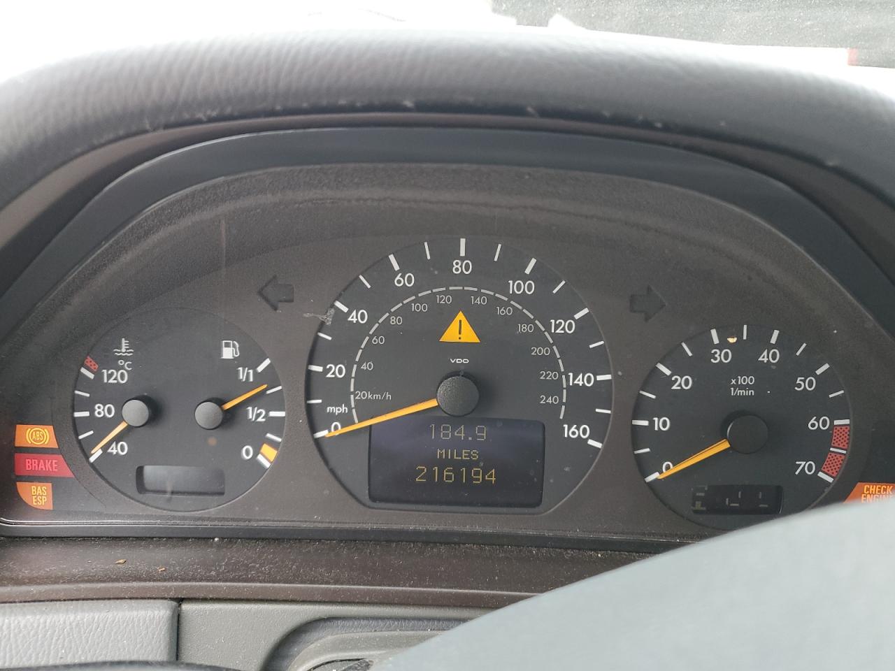 2000 Mercedes-Benz E-klasse - Image 9