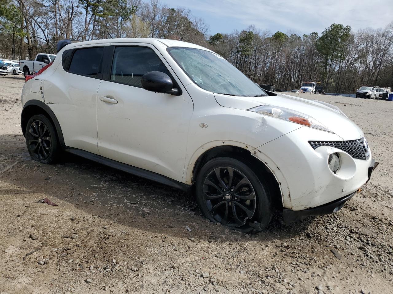 2014 Nissan Juke - Image 4