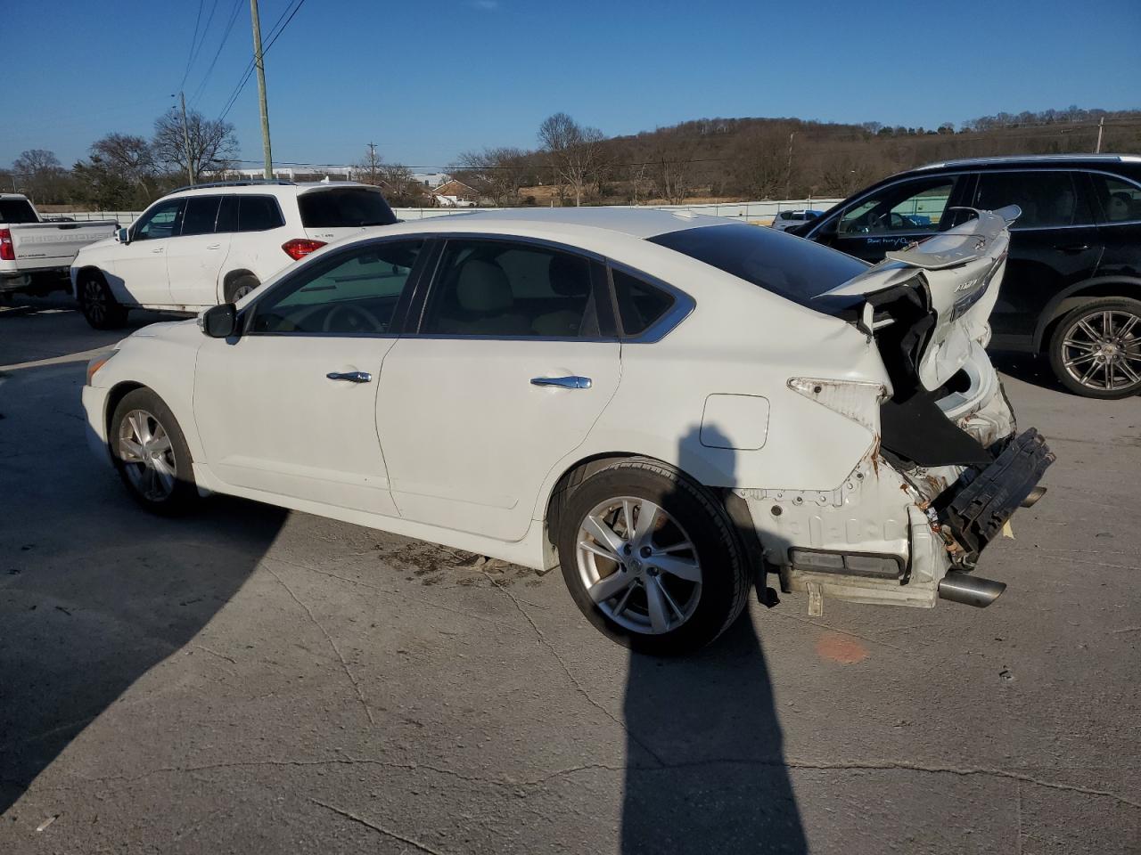 2015 Nissan Altima - Image 2