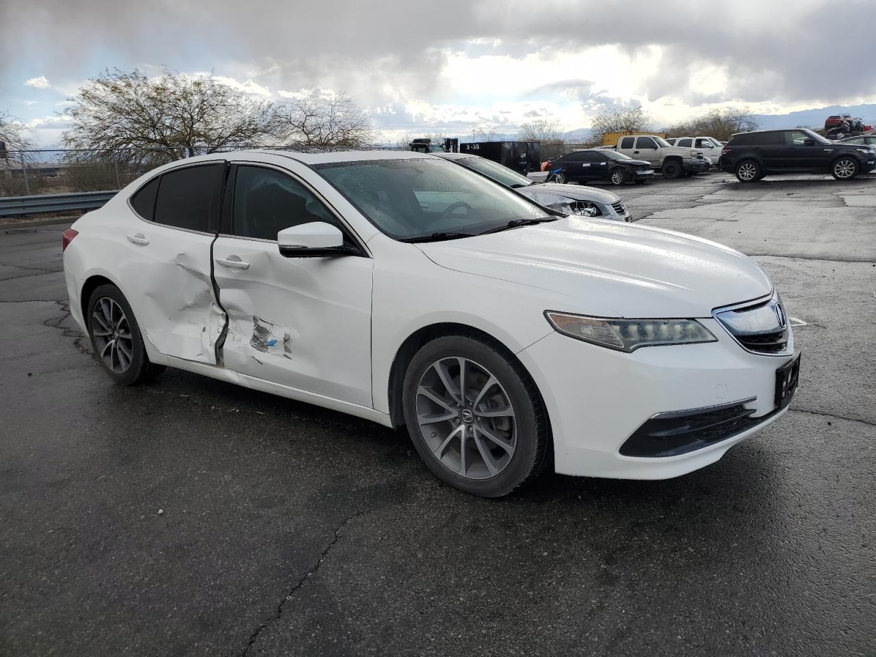 2015 Acura TLX - Image 4