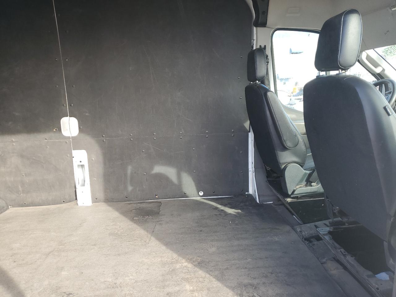 2023 Ford Transit - Image 11