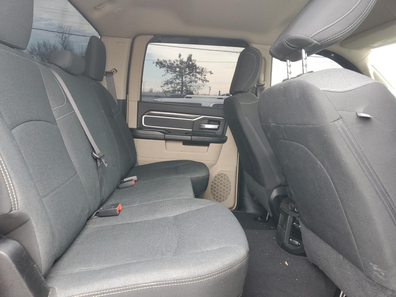 2021 RAM 2500 - Image 10