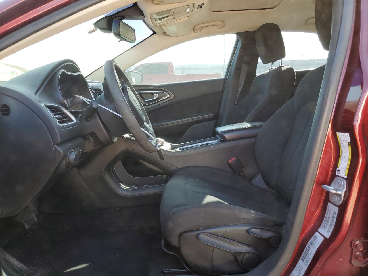 2015 Chrysler 200 - Image 7