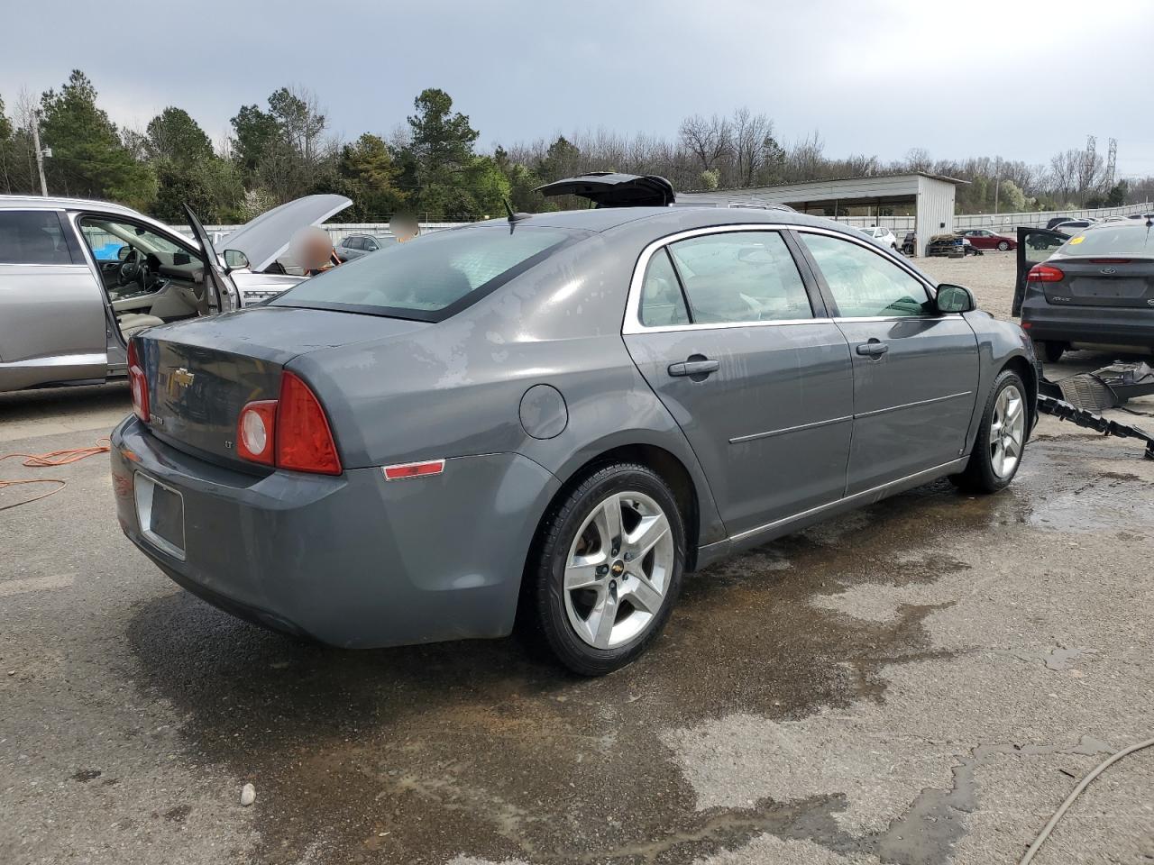 2009 Chevrolet Malibu - Image 3