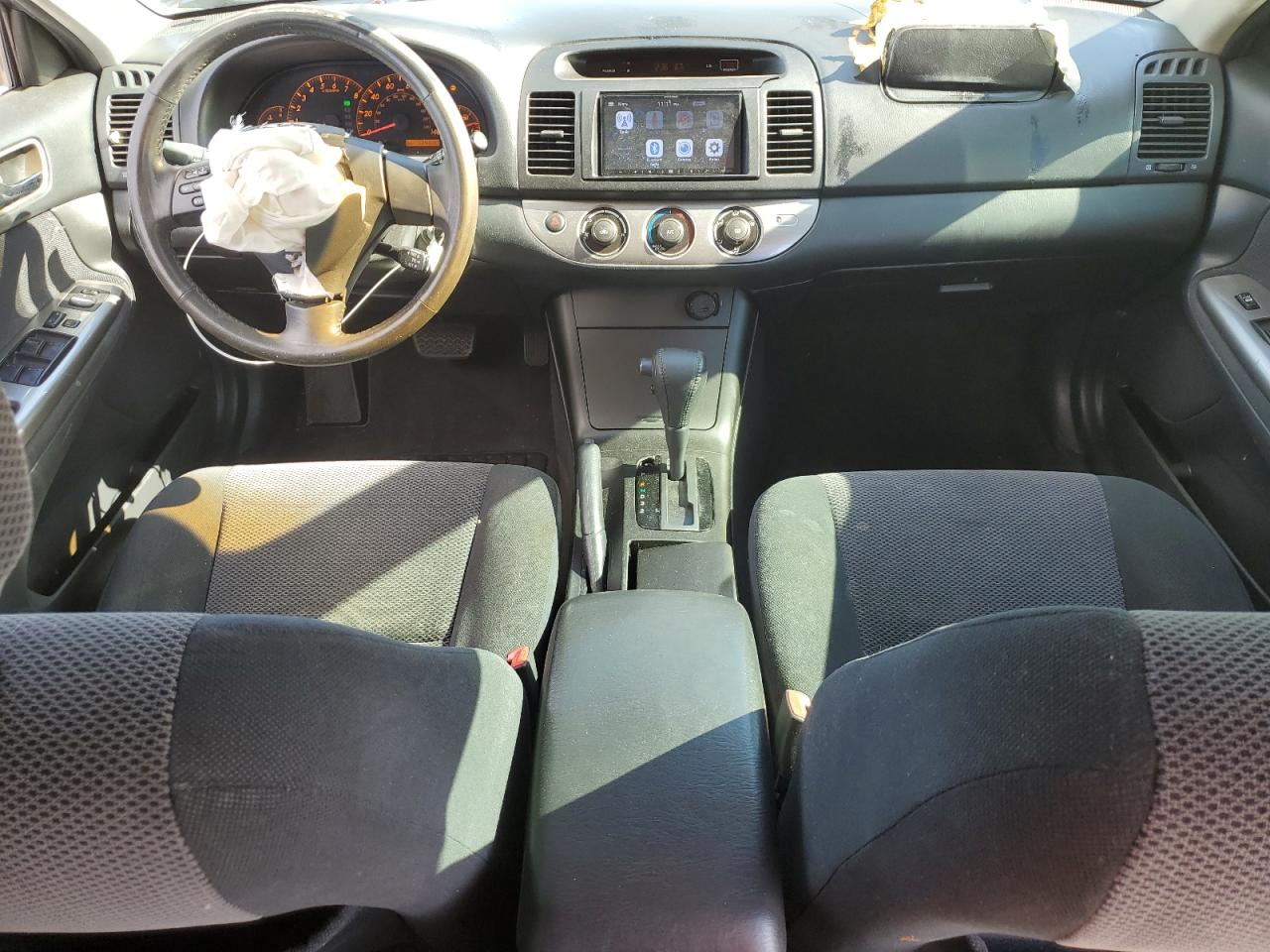 2005 Toyota Camry - Image 8