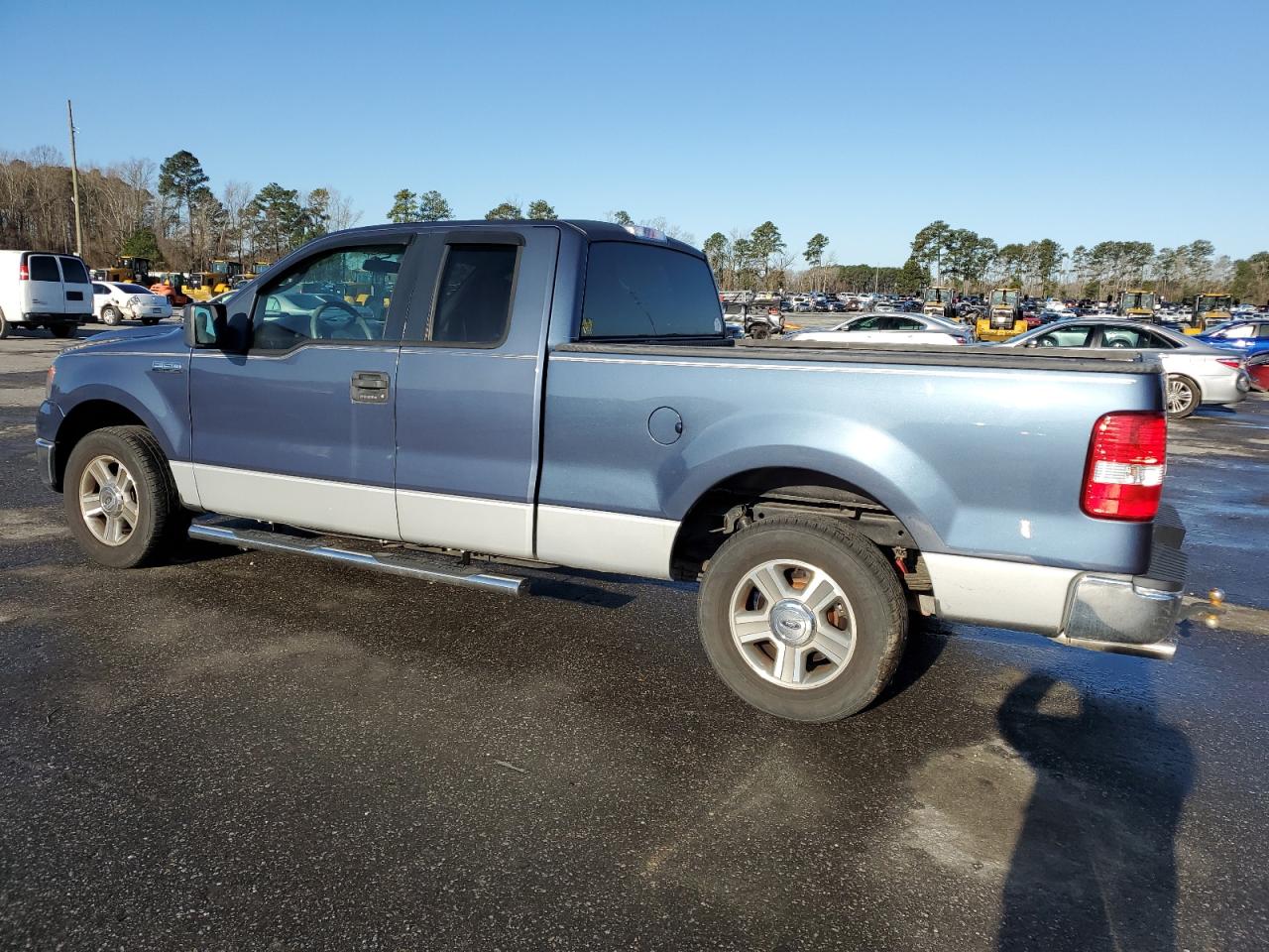 2006 Ford F-150 - Image 2