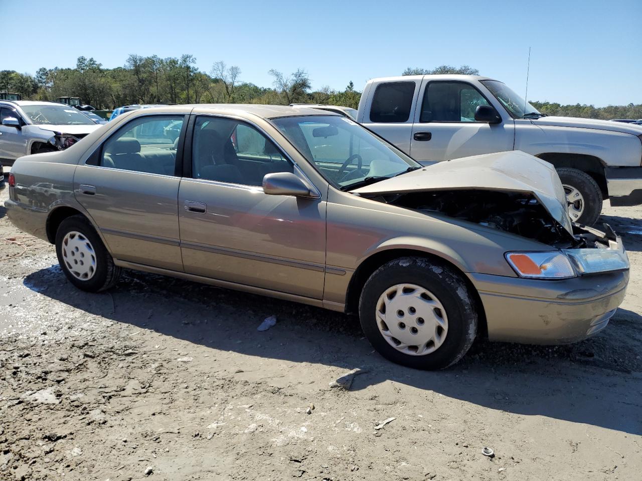 1999 Toyota Camry - Image 4