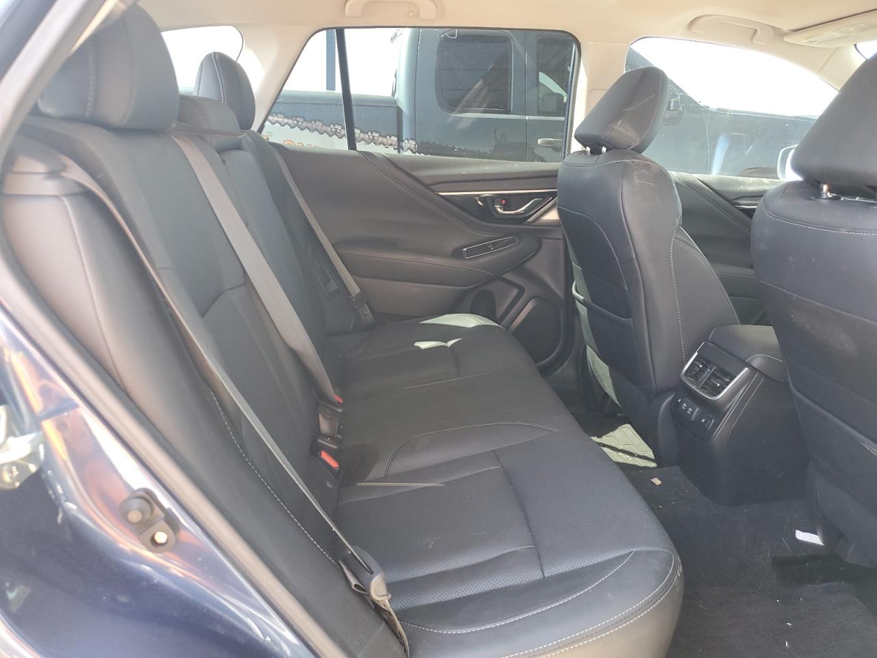 2020 Subaru Outback - Image 11