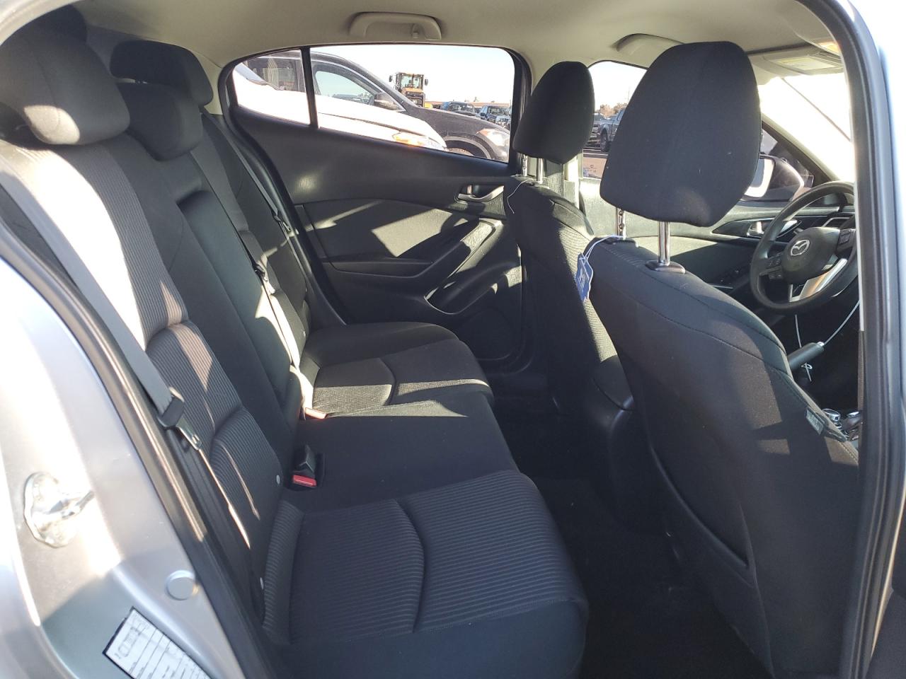2016 Mazda 3 - Image 11