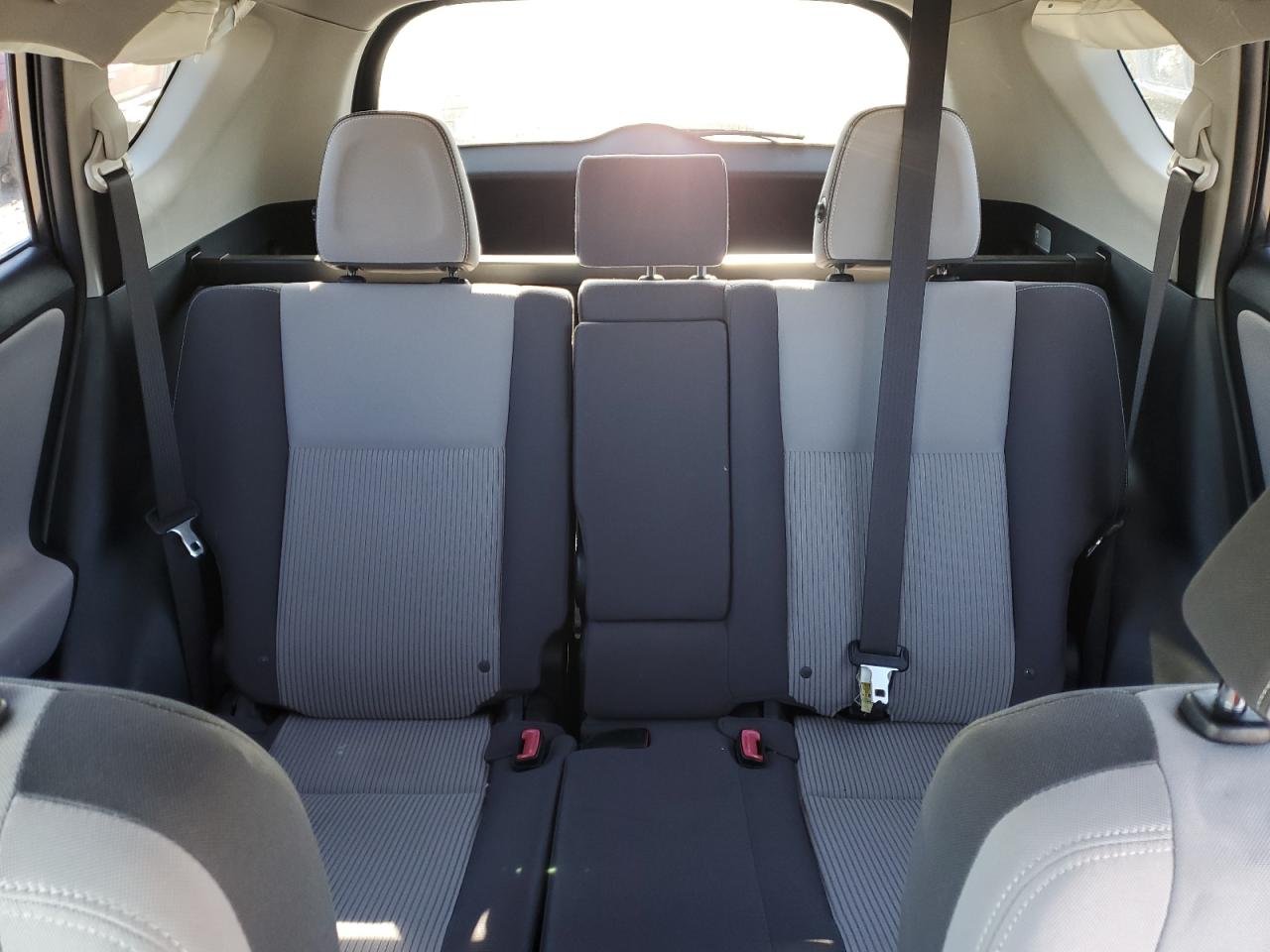 2014 Toyota RAV 4 - Image 10