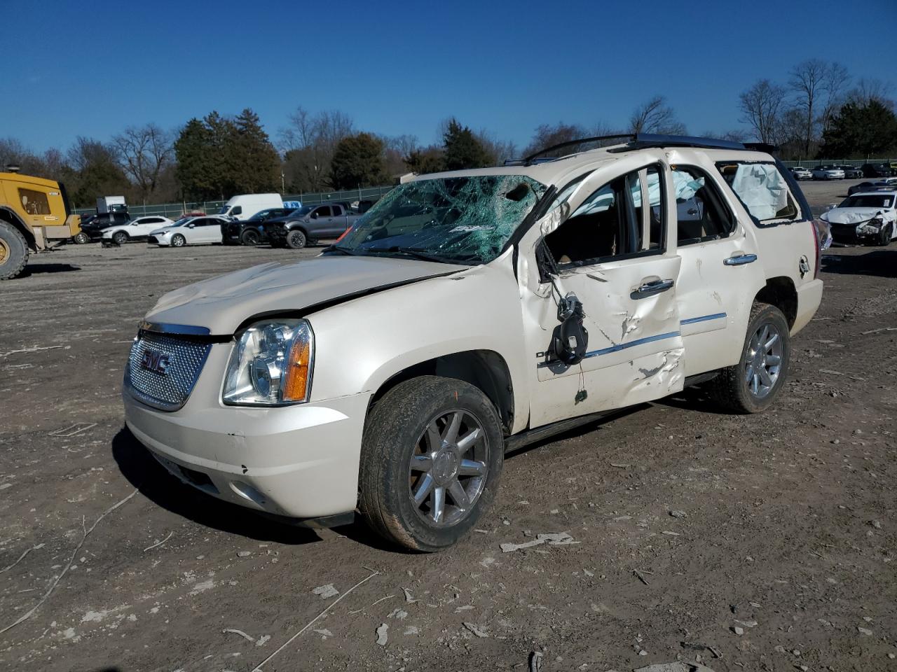 2013 GMC Yukon - Image 1