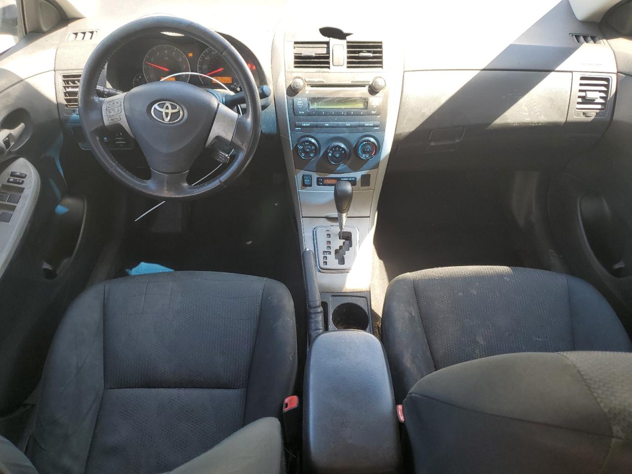 2010 Toyota Corolla - Image 8