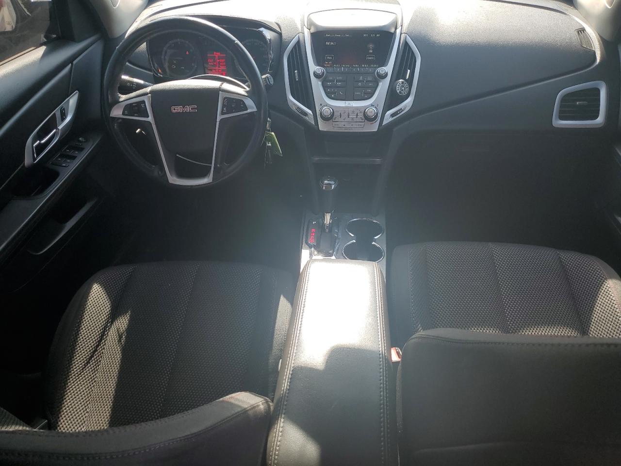 2017 GMC Terrain - Image 8