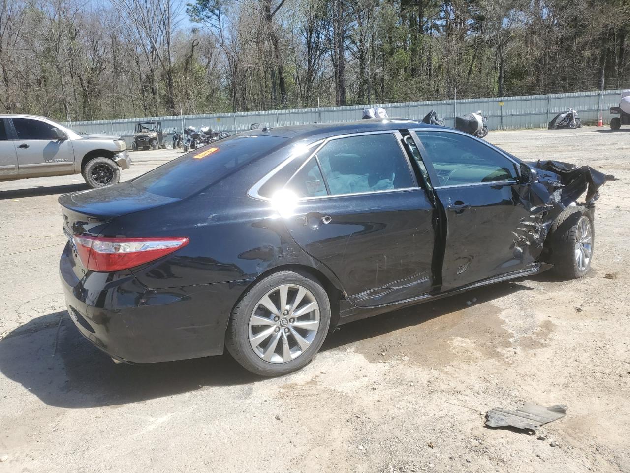 2017 Toyota Camry - Image 3