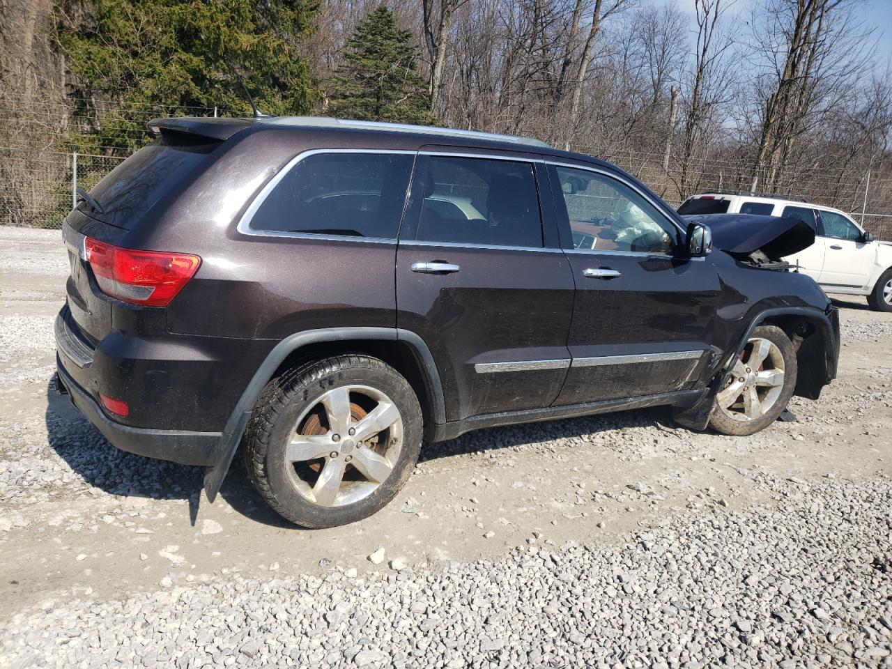 2011 Jeep Grand Cherokee - Image 3