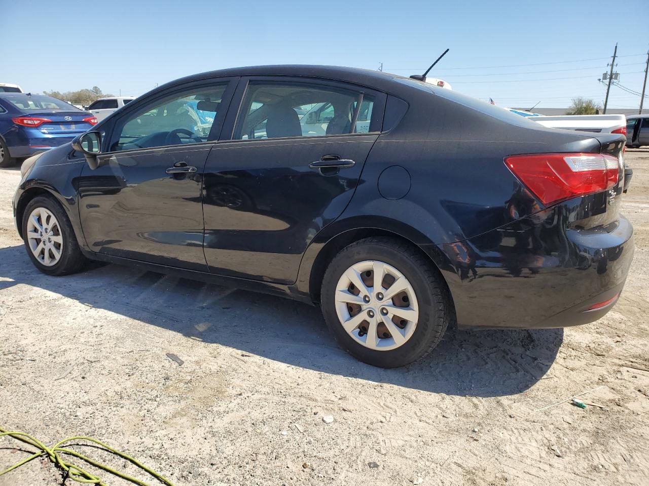 2014 Kia Rio - Image 2