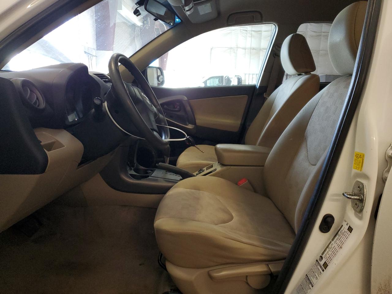 2010 Toyota RAV 4 - Image 7