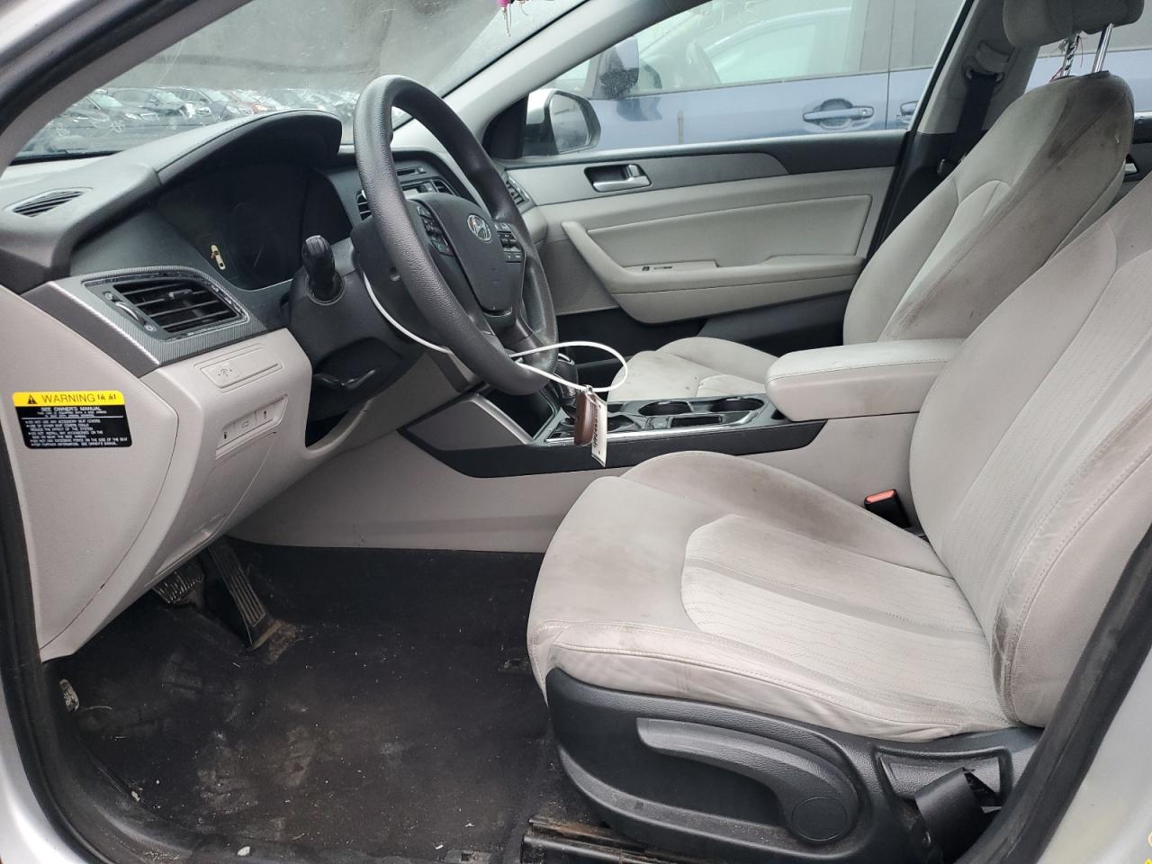 2016 Hyundai Sonata - Image 7