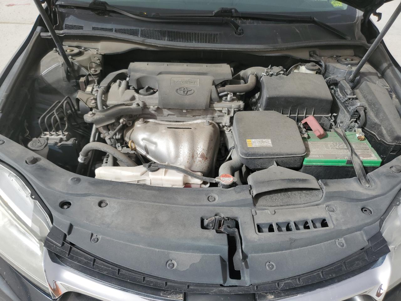 2016 Toyota Camry - Image 11