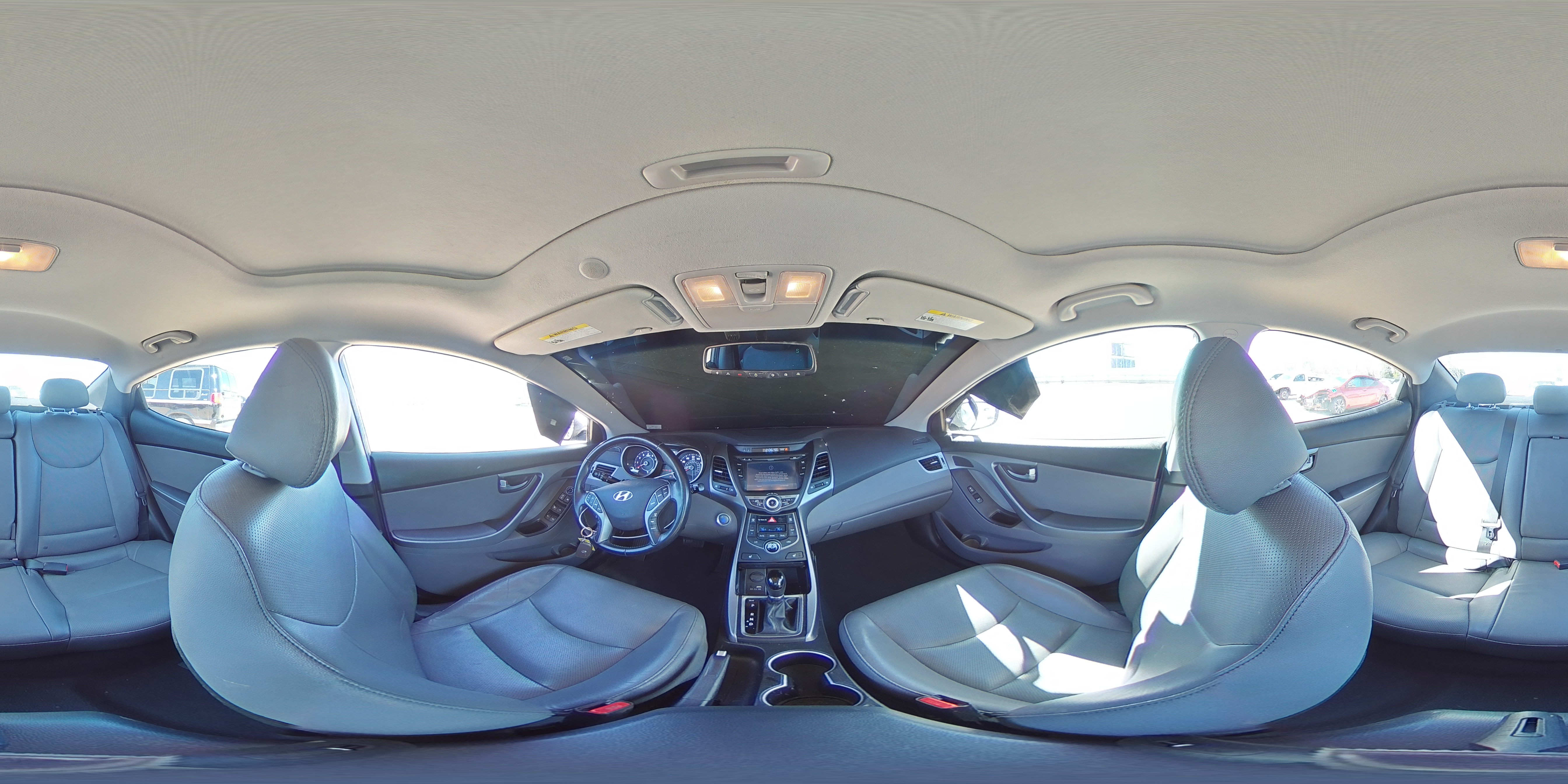 2015 Hyundai Elantra - Image 13