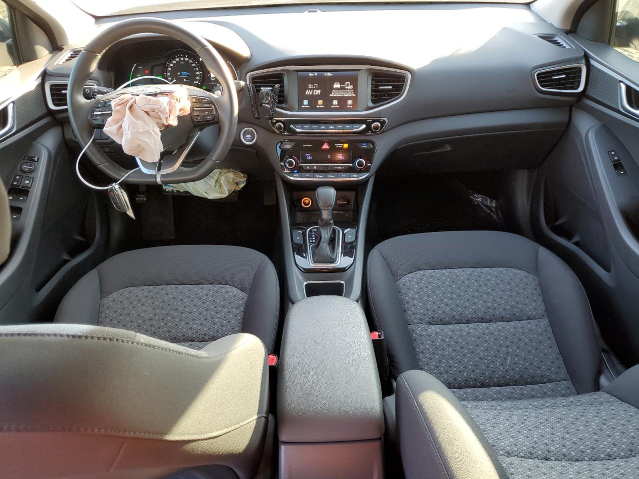 2018 Hyundai IONIQ - Image 8