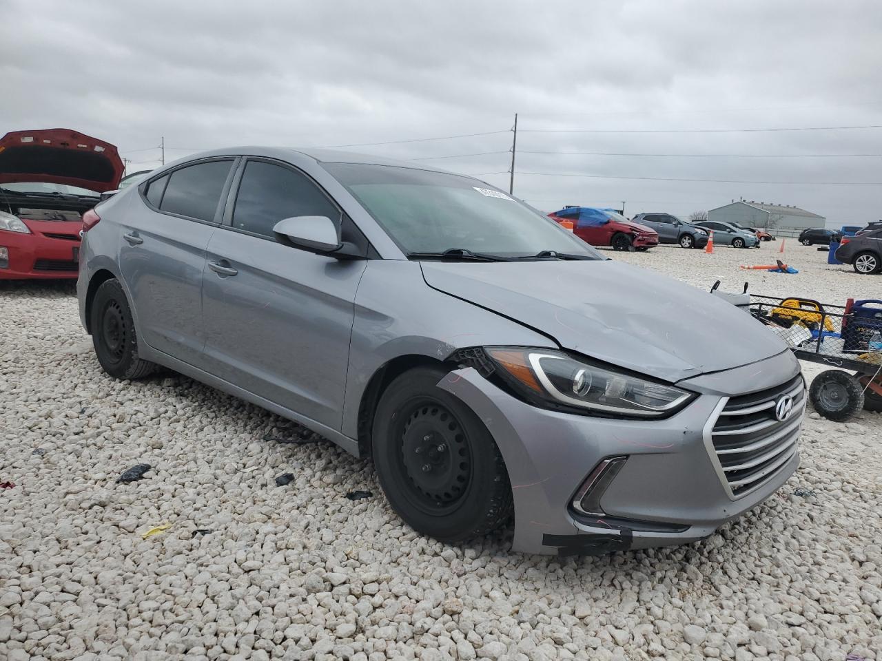 2017 Hyundai Elantra - Image 4