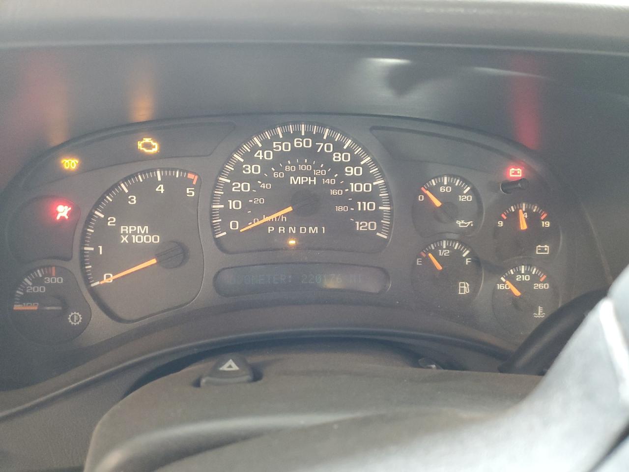 2006 Chevrolet Silverado - Image 9