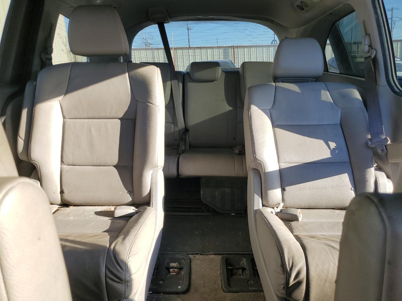 2013 Honda Odyssey - Image 10