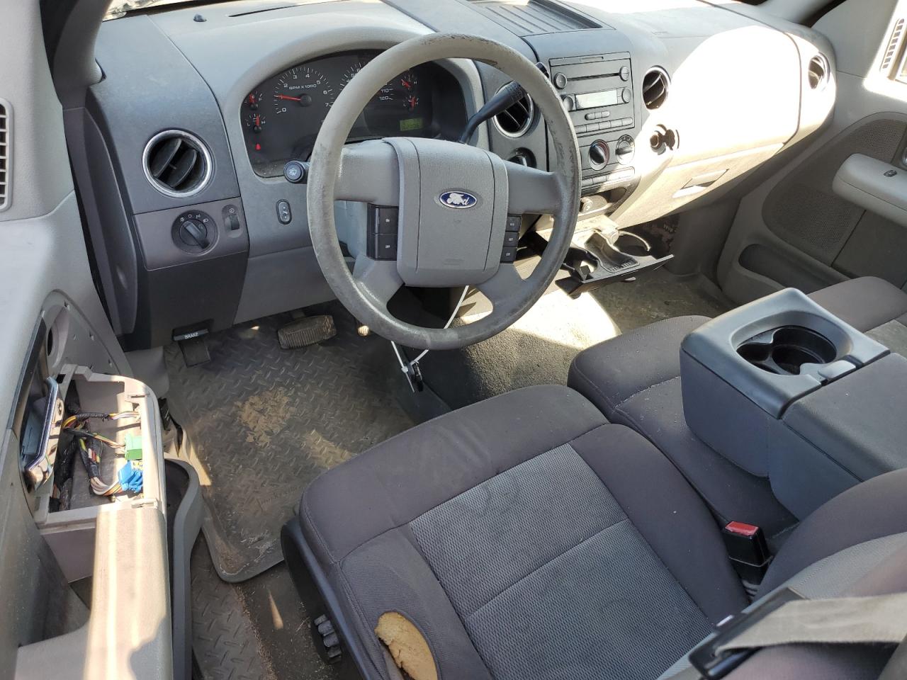 2005 Ford F-150 - Image 8