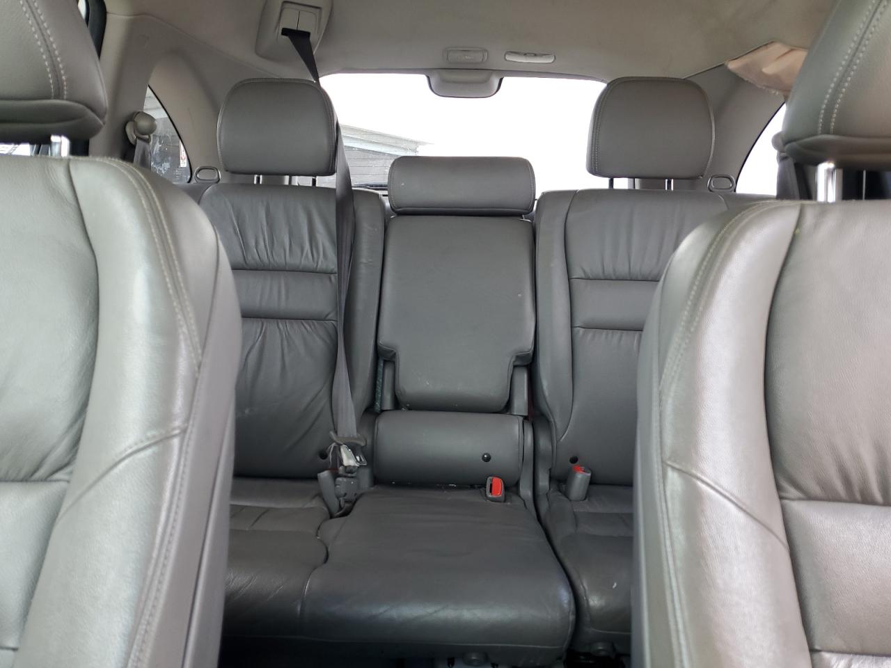 2011 Honda CR-V - Image 10