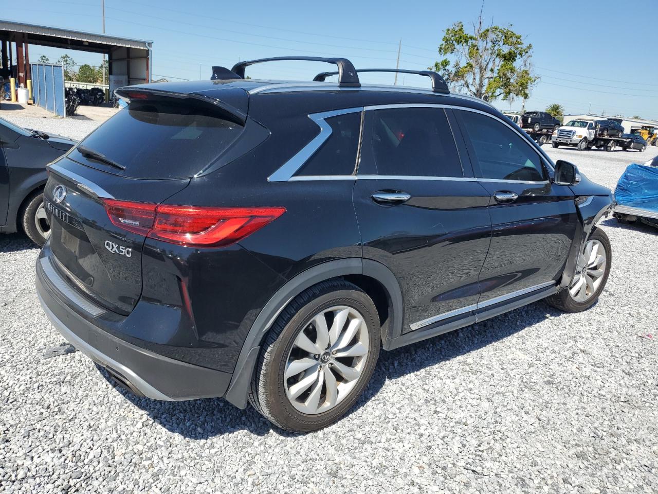 2019 Infiniti QX50 - Image 3