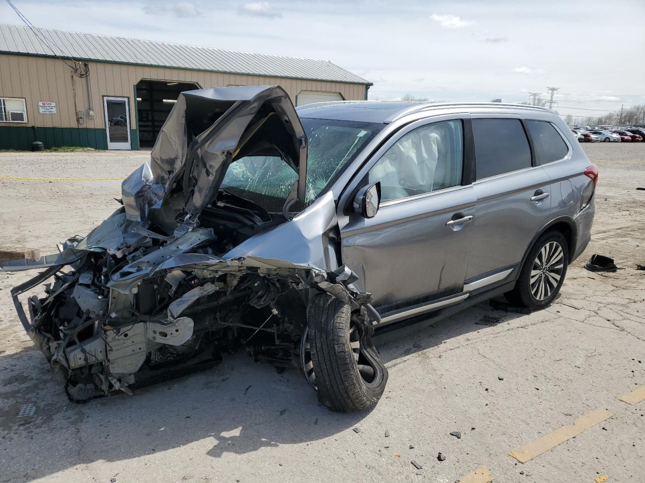 2019 Mitsubishi Outlander Se for Sale in Pekin, IL - All Over