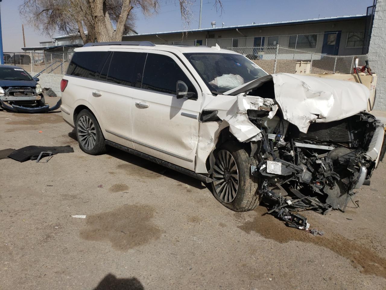 2018 Lincoln Navigator - Image 4