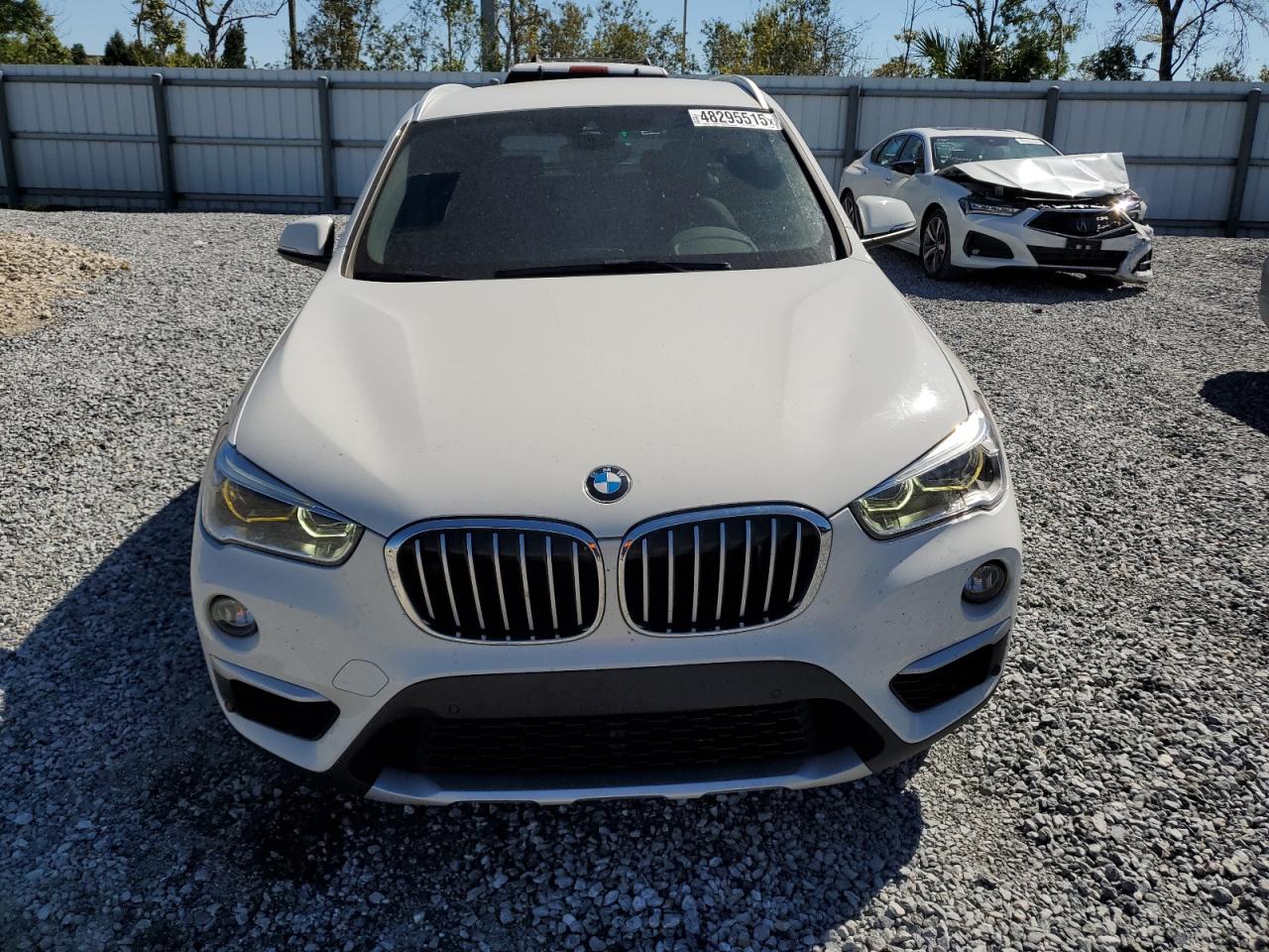 2017 BMW X1 - Image 5