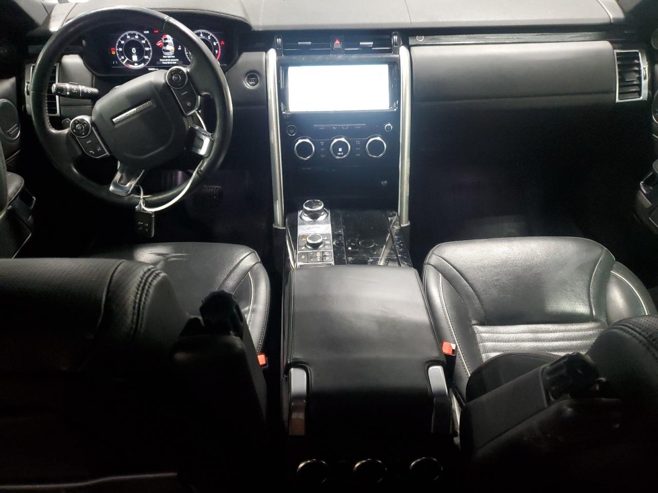 2018 Land Rover Discovery - Image 8