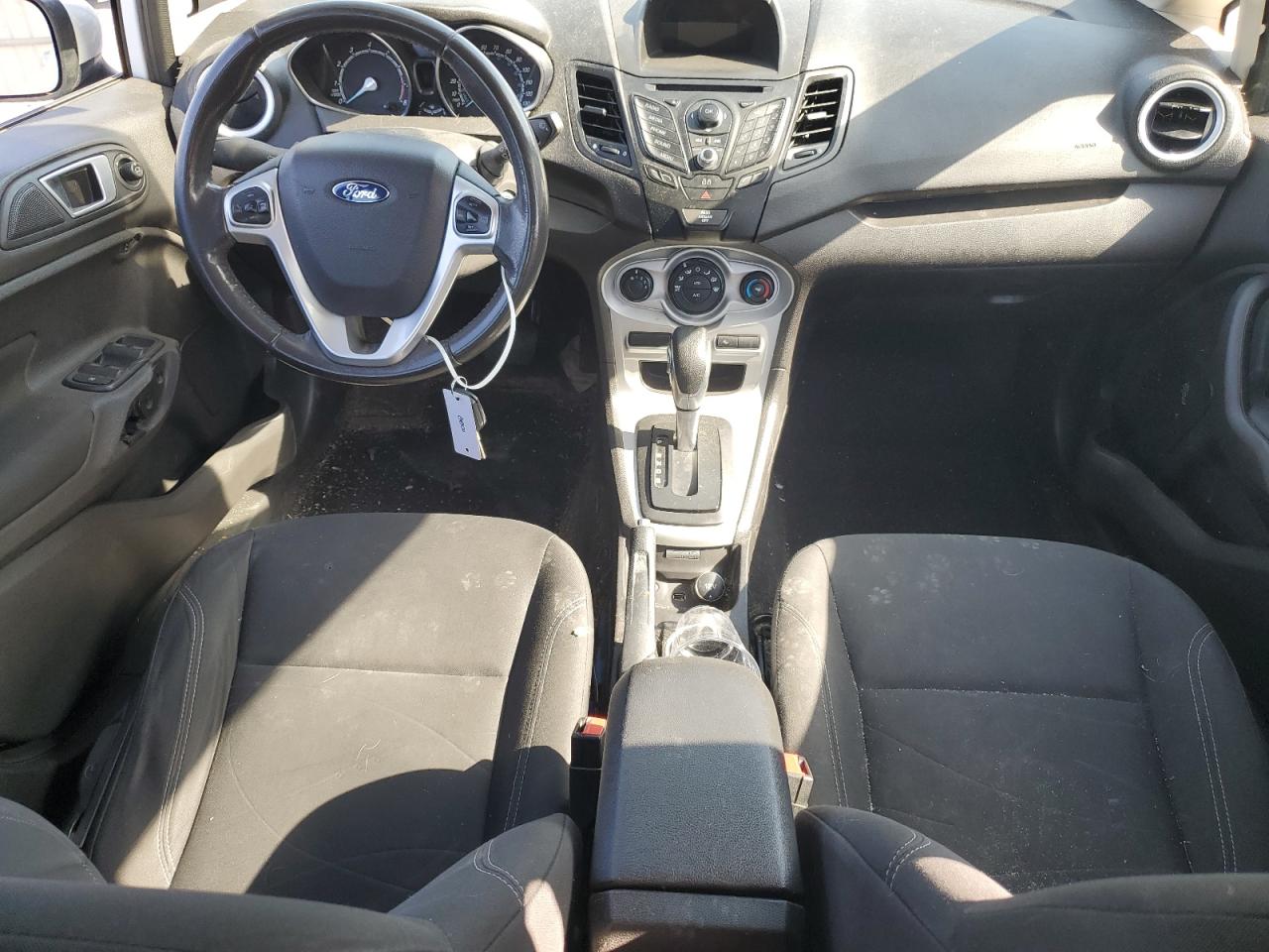 2015 Ford Fiesta - Image 8