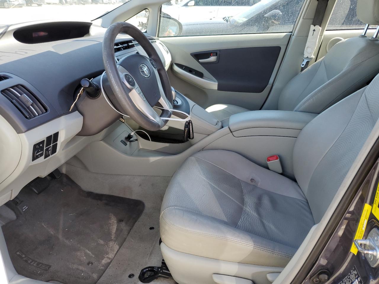 2010 Toyota Prius - Image 7