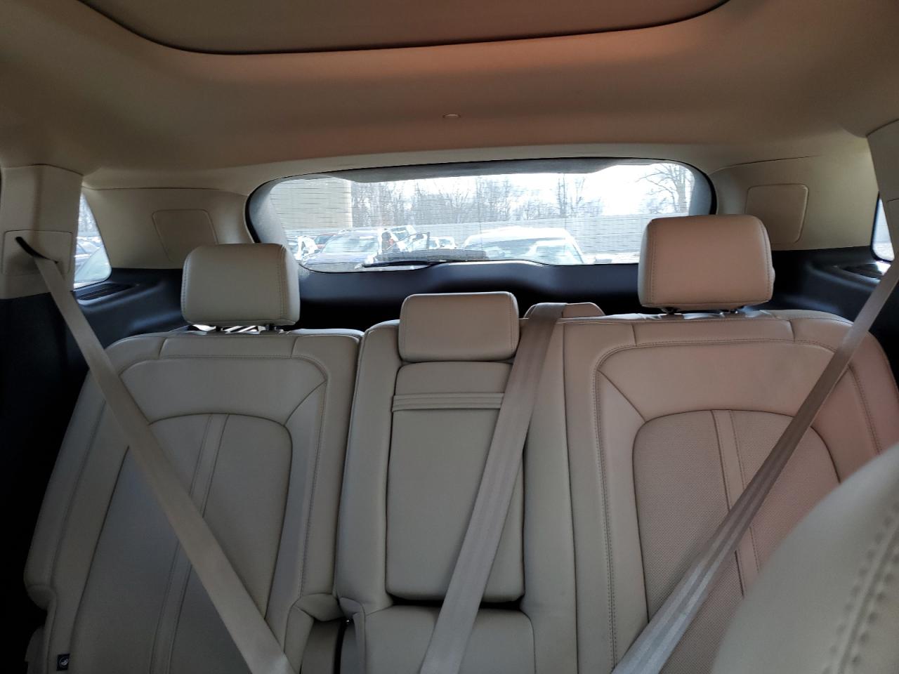 2016 Lincoln MKX - Image 10