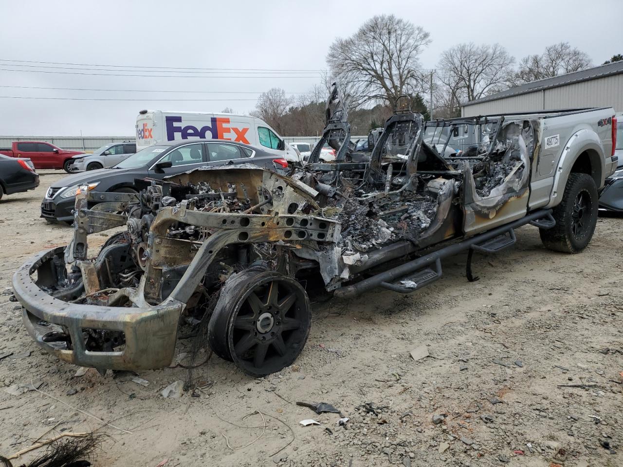 2017 Ford F250 Super Duty на продаже в Chatham, VA - Burn