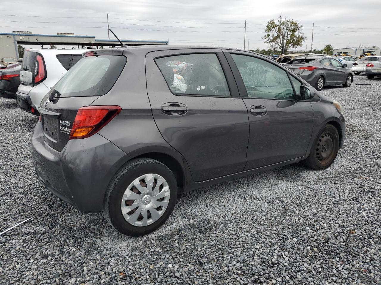 2017 Toyota Yaris - Image 3