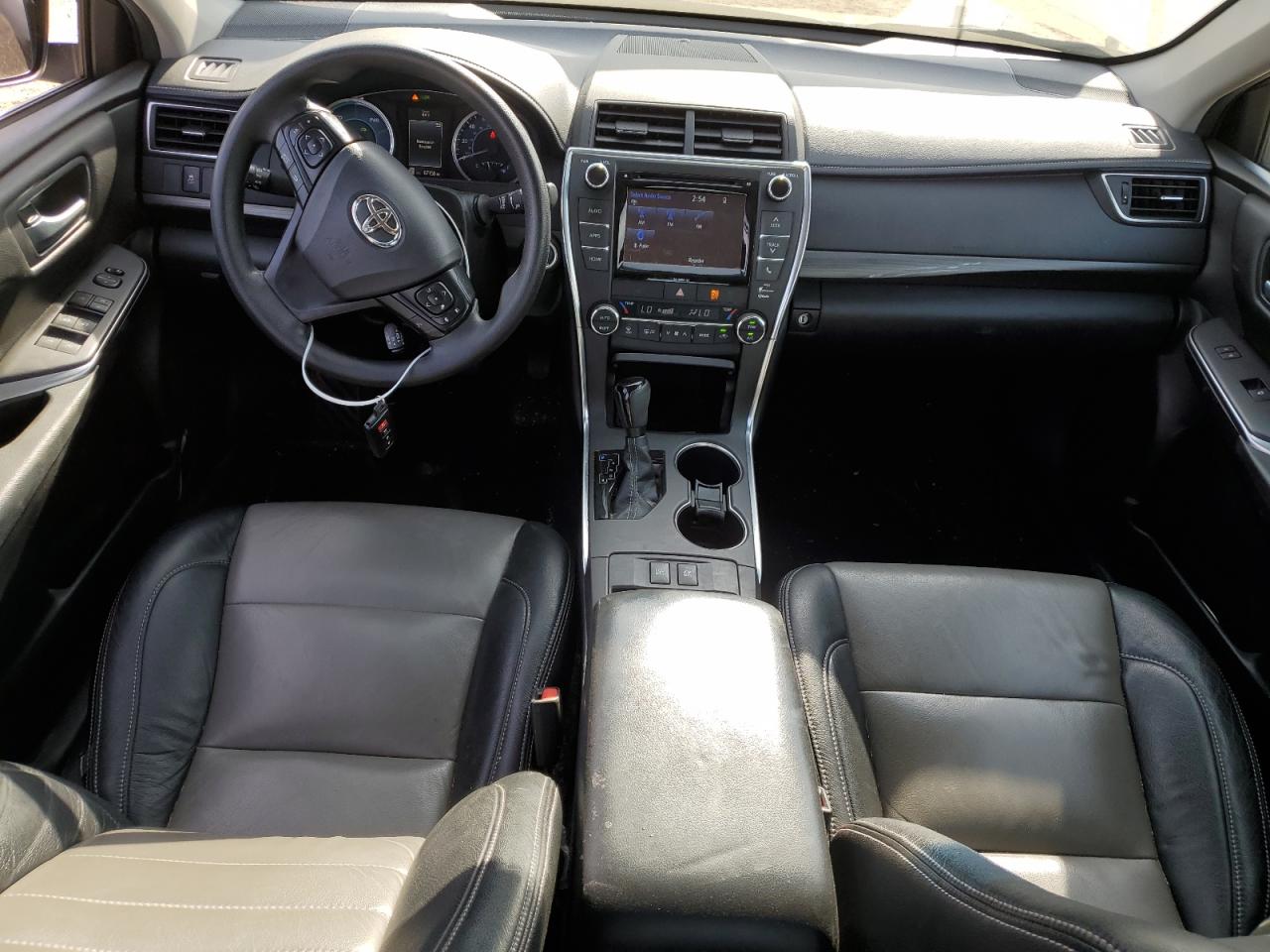 2016 Toyota Camry - Image 8